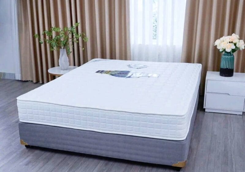 Đệm lò xo Khách sạn Kim Cương FourD (độ dày 23cm)