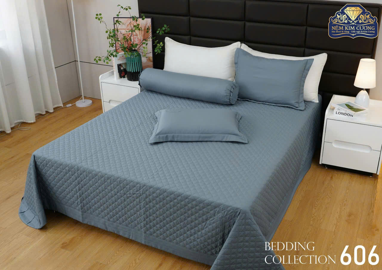 Bộ phủ chăn ga gối SYMI CHILLY Kim Cương (5 món) Bộ phủ chăn ga gối SYMI CHILLY Kim Cương (5 món)